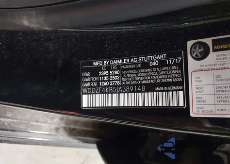2018 Mercedes-Benz E 300 4Matic z USA, uszkodzony, nr VIN WDDZF4KB5JA389148